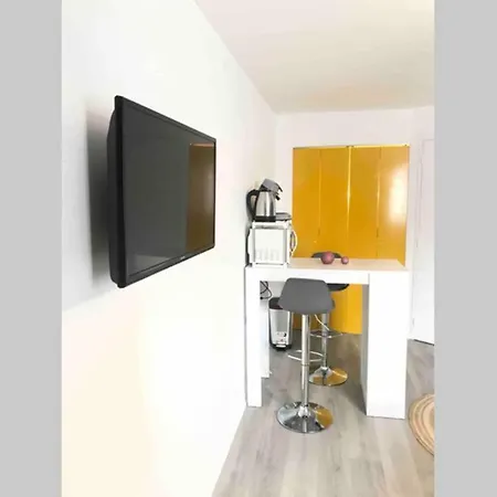 Studio Plein Centre Ville - Proche Tram - Wifi דירה *